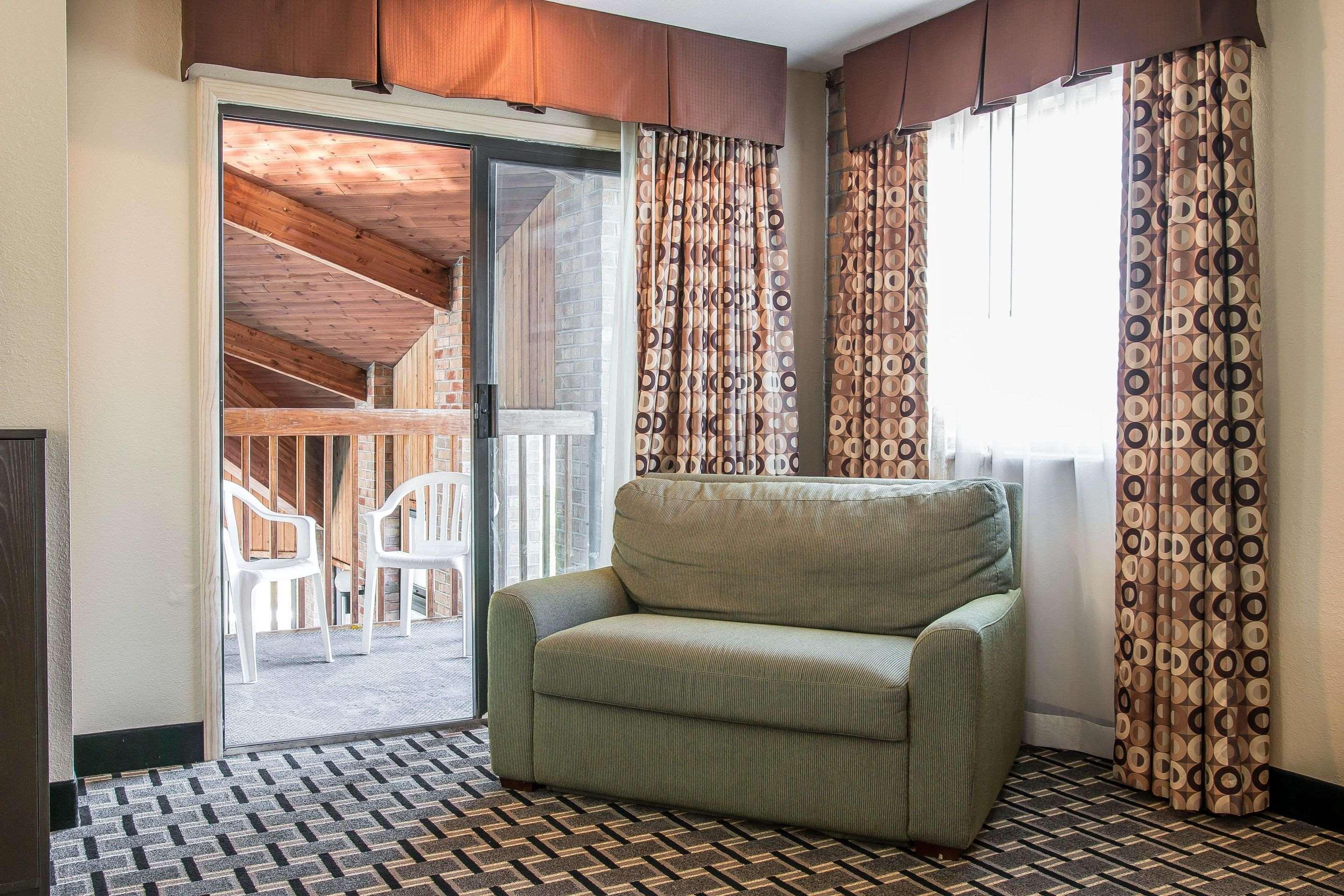 Quality Inn Grand Rapids South-Byron Center Cutlerville المظهر الخارجي الصورة